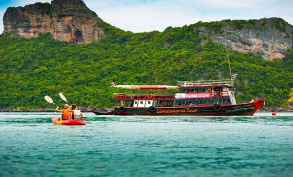 Angthong Marine Park Snorkelling & Kayaking by Tour boat Koh Samui + Pick Up + Drop Off